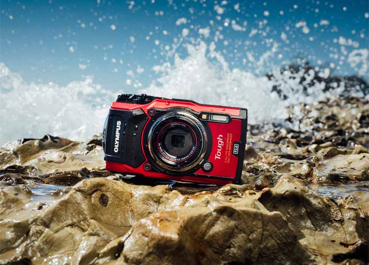 Olympus Stylus Tough TG-5 rood