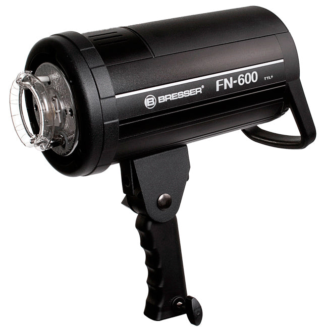 Bresser FN-600 TTL Nikon Flash + Battery