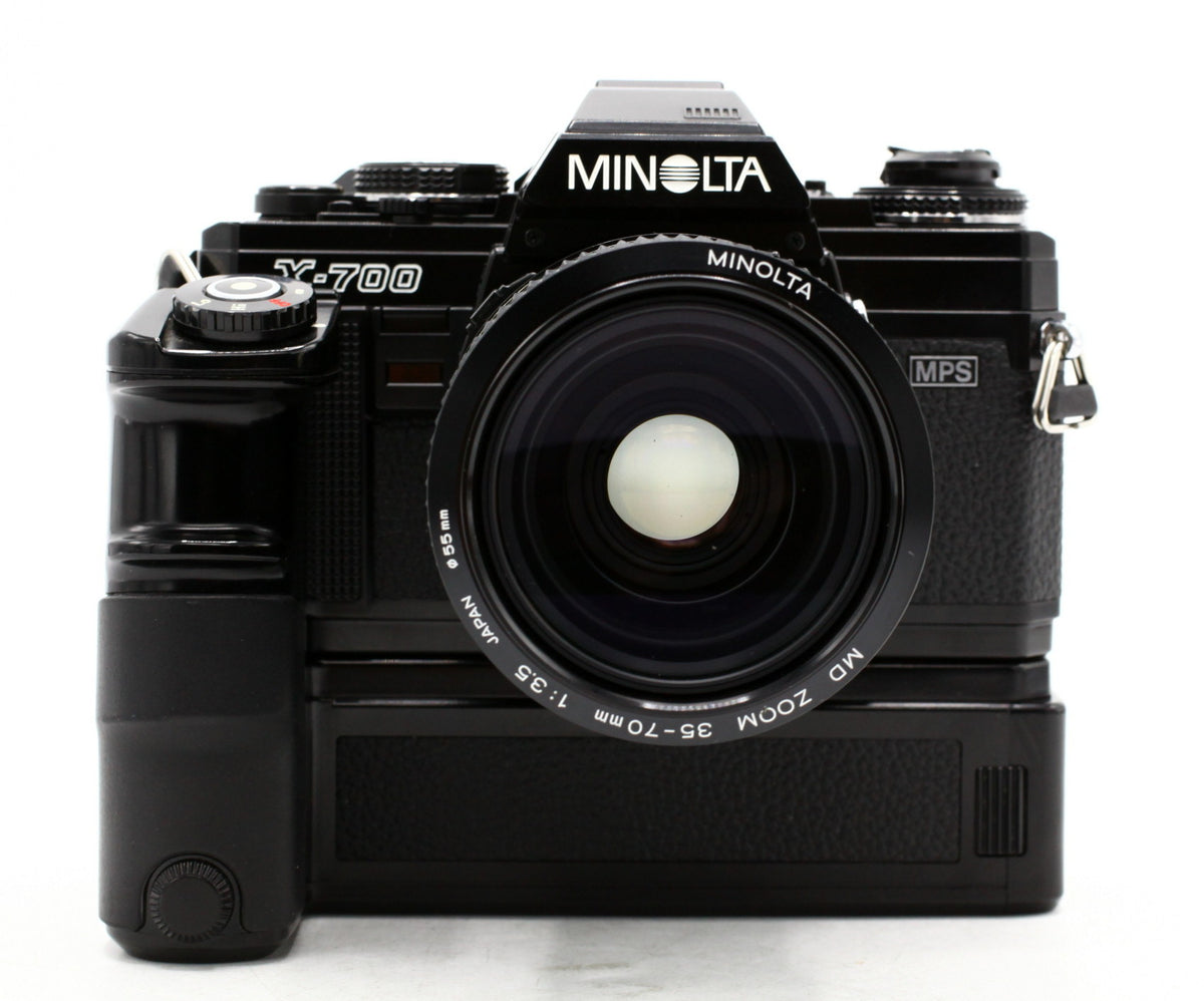 Occ- Minolta X-700 + MD 35-70mm F/3.5 + Motor Drive 1 SN:2835596, 8139802, 3010028 12 mnd gar