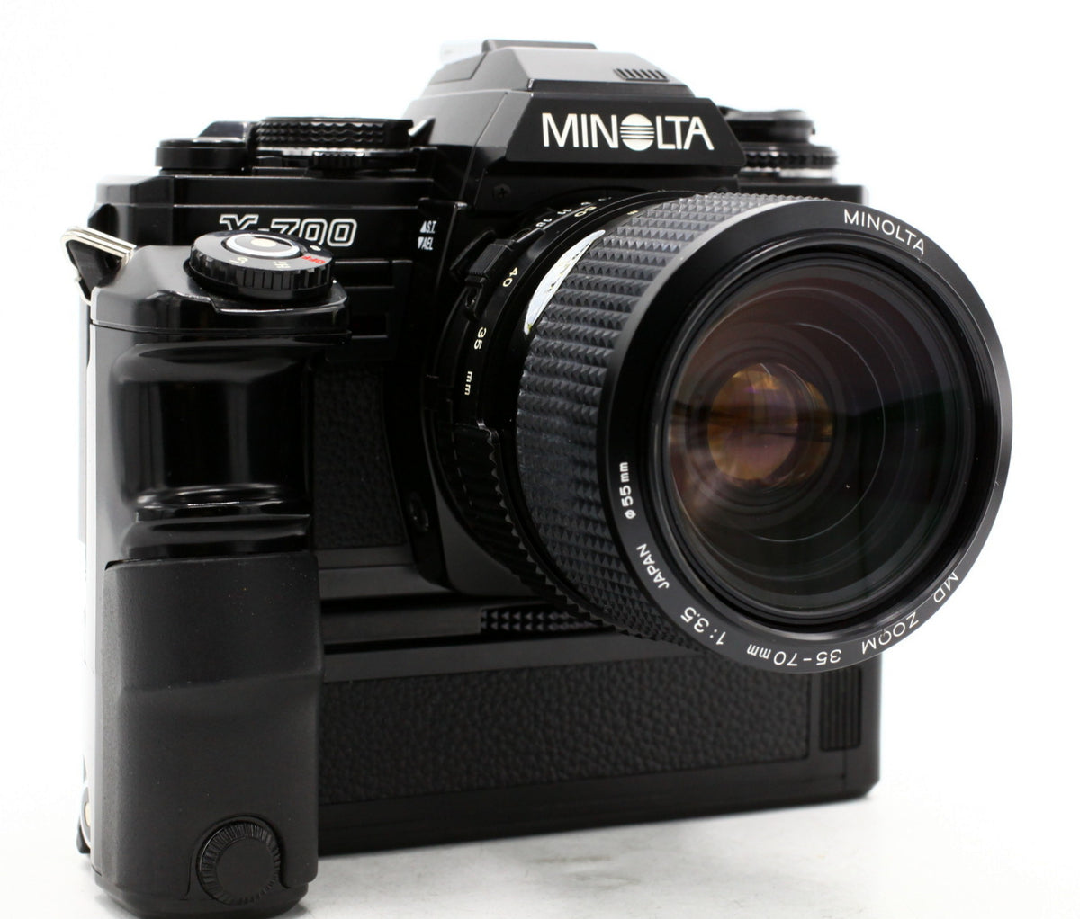 Occ- Minolta X-700 + MD 35-70mm F/3.5 + Motor Drive 1 SN:2835596, 8139802, 3010028 12 mnd gar