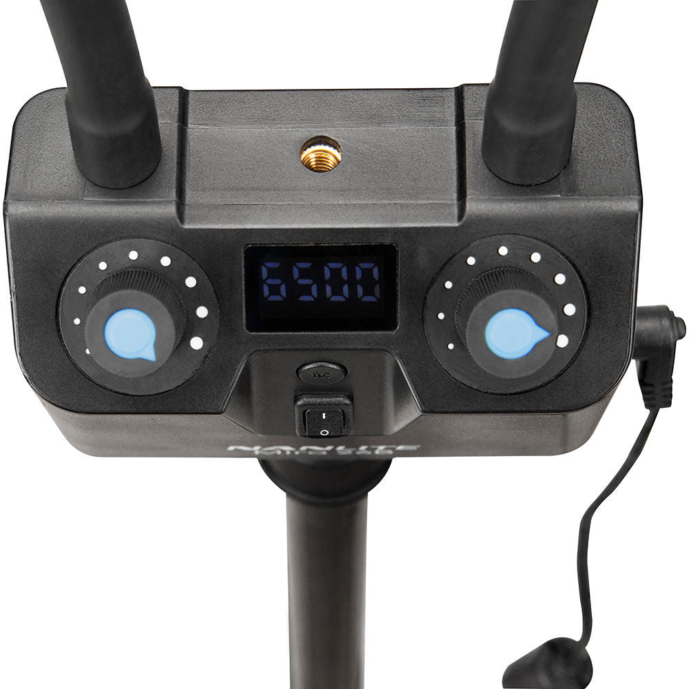 Nanlite Mira 26B Beauty Light (w/ light stand)