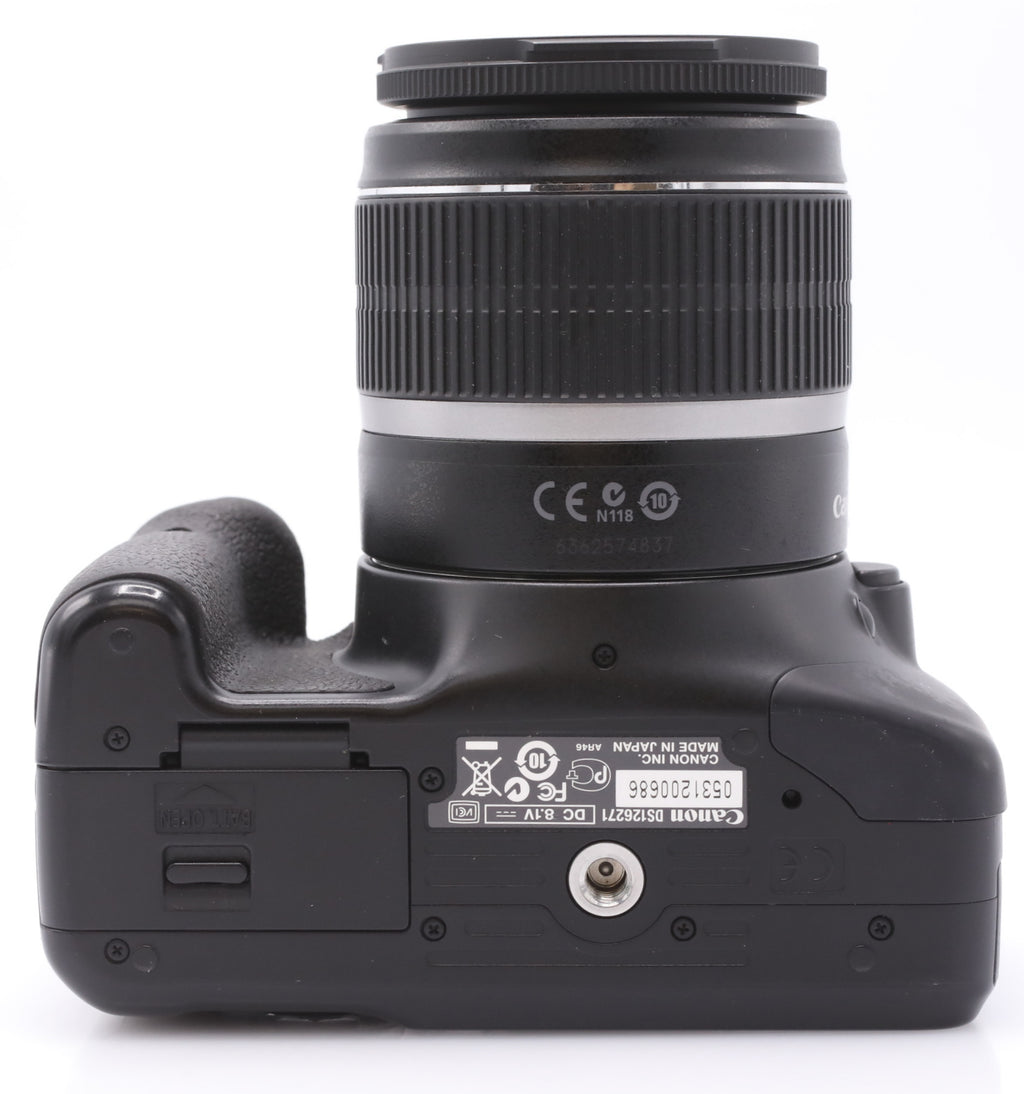 Canon EOS 550D body + EF-S 18-55mm F/3.5-5.6 IS occasion