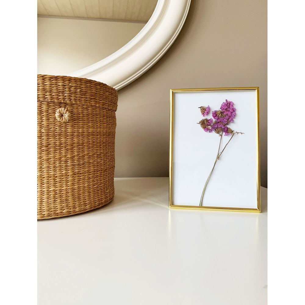 Deknudt Narrow metal frame in shiny gold 15x20 S58MS3