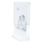 Deknudt Magnetic and transparent photo frame 6mm thick with base 20x20 S58SC1