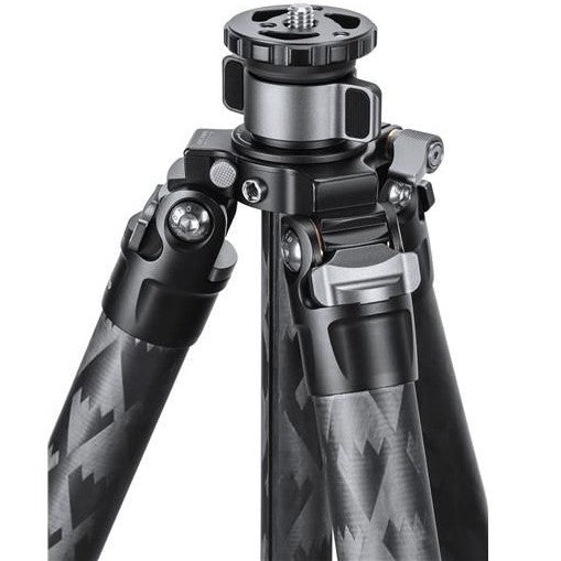 Leofoto Mr.Q-series LQ-365 carbon tripod with LH-47 ball head