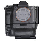 SUNWAYFOTO L-Plate for Sony A7RIV incl. Grip