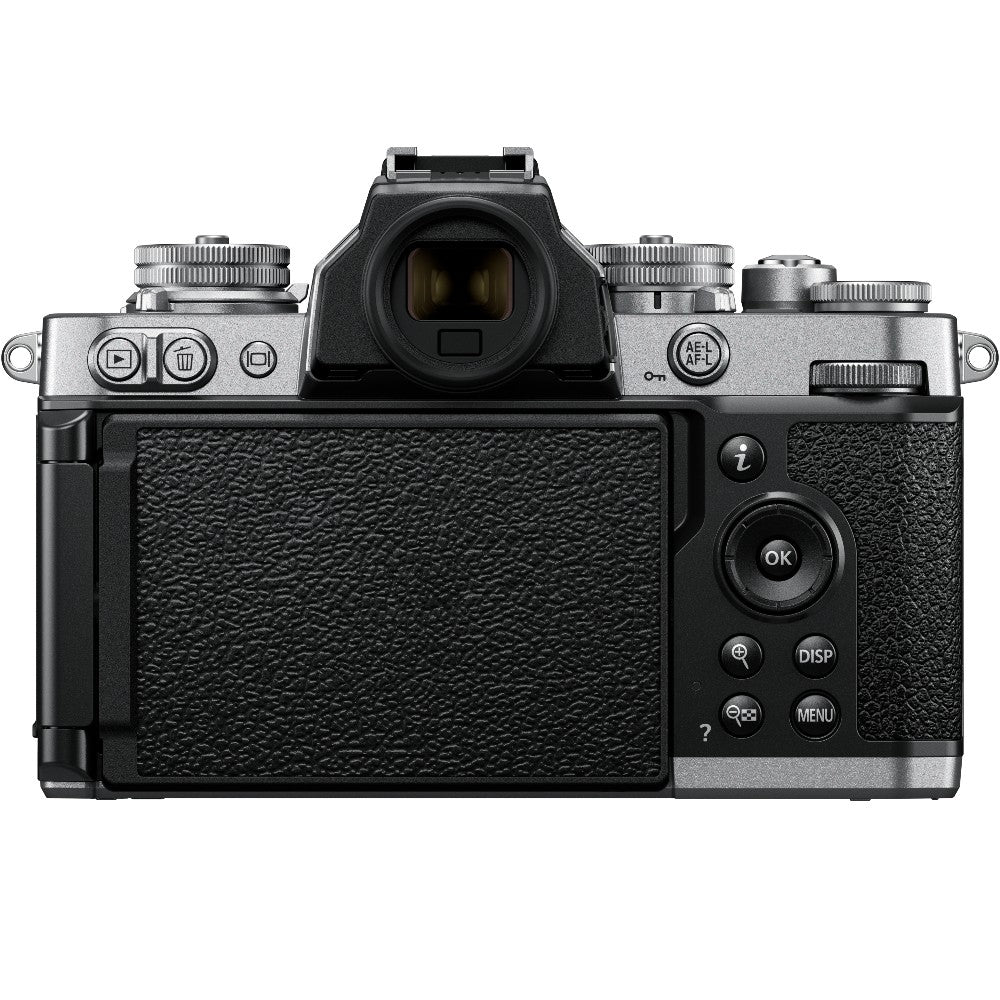 Nikon Z fc + Nikon Z DX 18-140mm f/3.5-6.3 VR