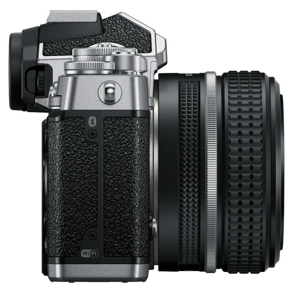 Nikon Z fc + 28 f/2.8 Special Edition