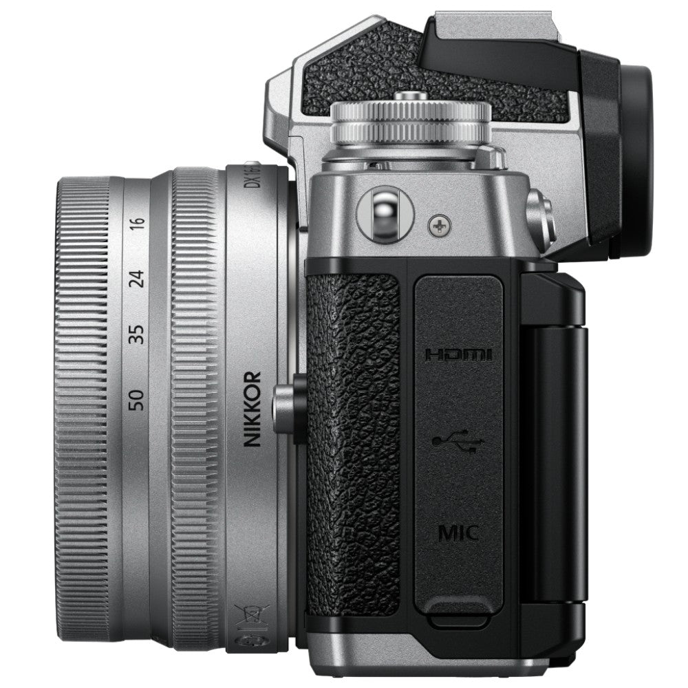 Nikon Z fc + DX 16-50 Silver + DX 50-250