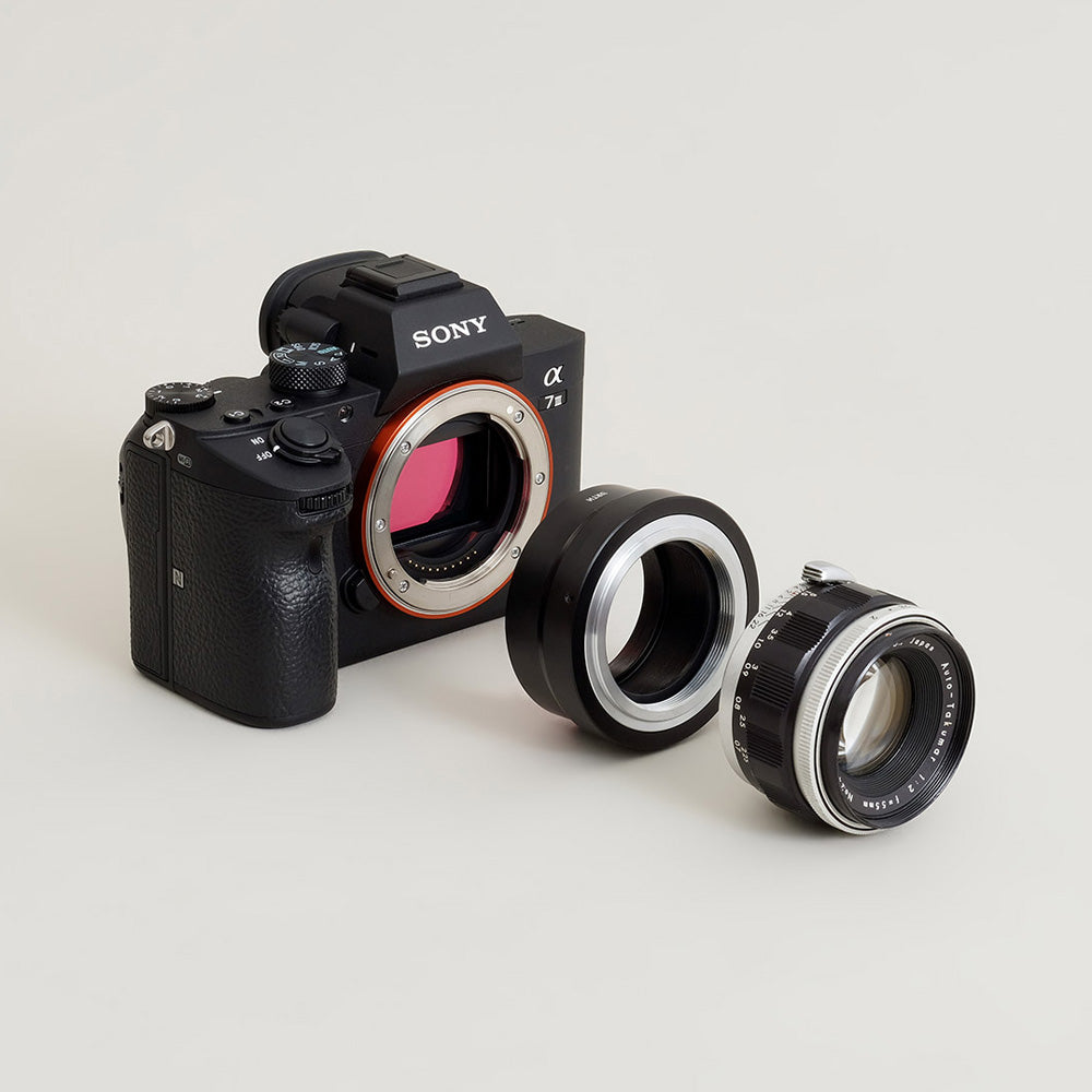 Urth Lens Mount adapter: Compatible with M42 Lens and Sony E Camera Body