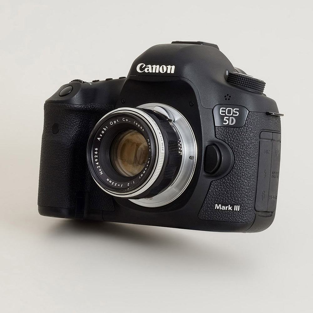 Urth Lens Mount adapter: Compatible with M42 Lens to Canon (EF / EF S) Camera Body