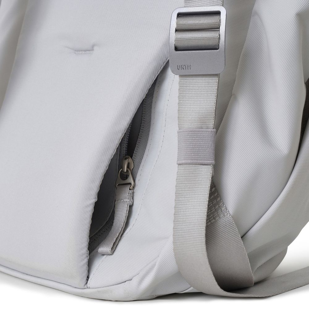 Urth Arkose 20L Backpack (Ash Grey)