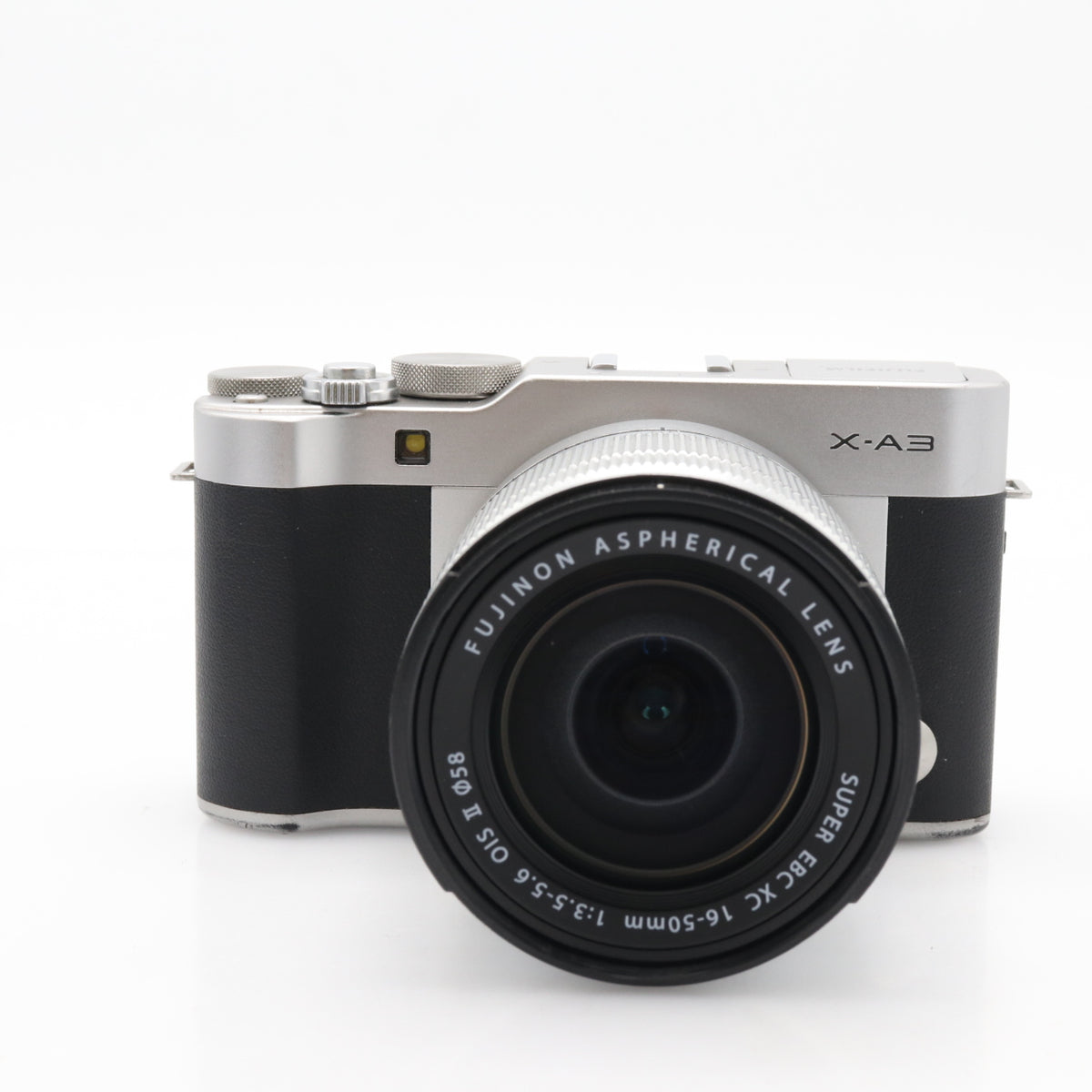 Fujifilm X-A3 black/silver + 16-50mm OIS II zilver occasion
