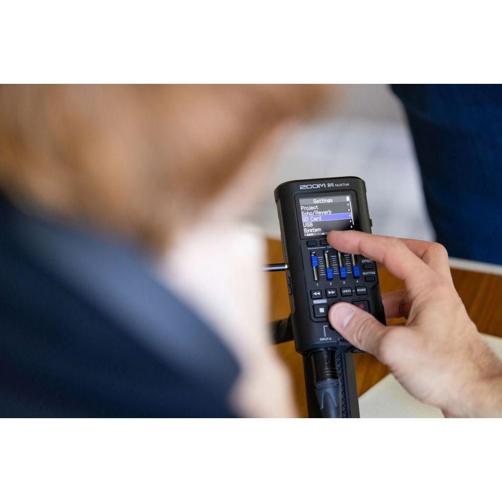 Zoom R4 MultiTrak handheld recorder