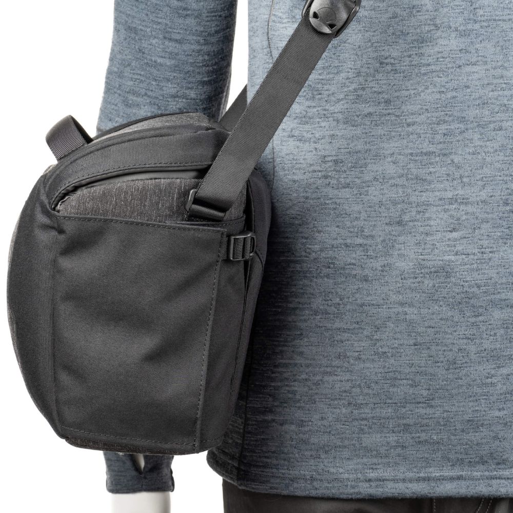 Think Tank SpeedTop Crossbody 15 Graphite