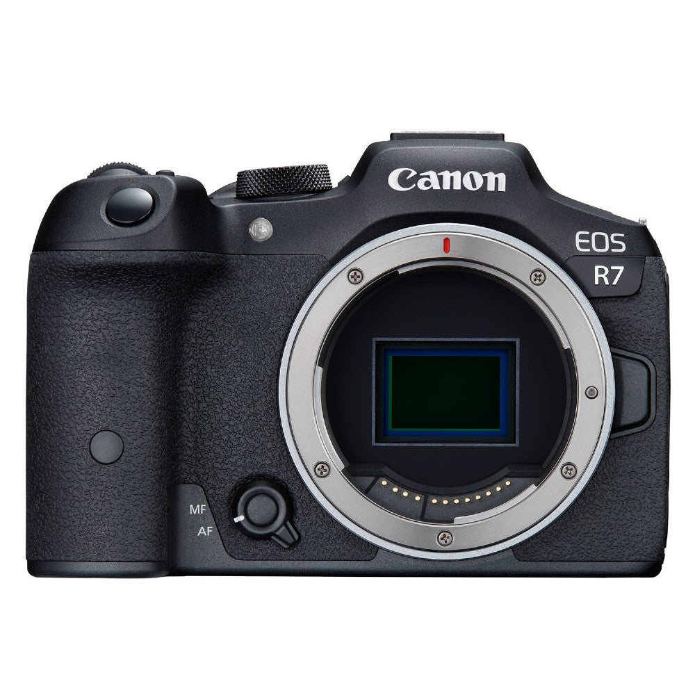 Canon EOS R7 + RF-S 18-150mm f/3.5-6.3 IS STM + RF 50mm f/1.8 STM