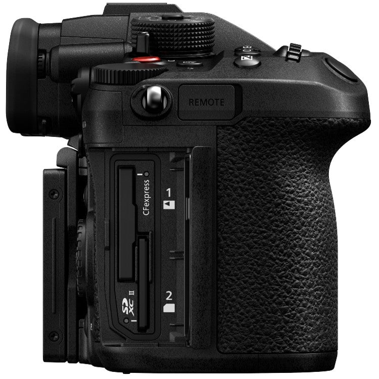 Panasonic Lumix DC-GH7 body + 12-60mm f/2.8-4.0 Leica DG Vario-Elmarit