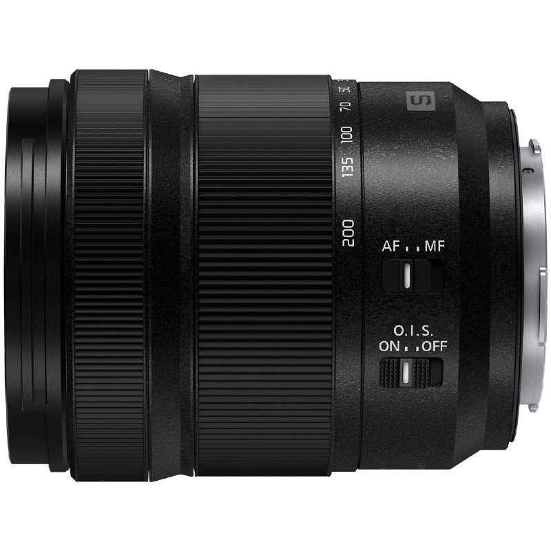 Panasonic Lumix DC-S5 II + Lumix S 28-200mm f/4-7.1 MACRO