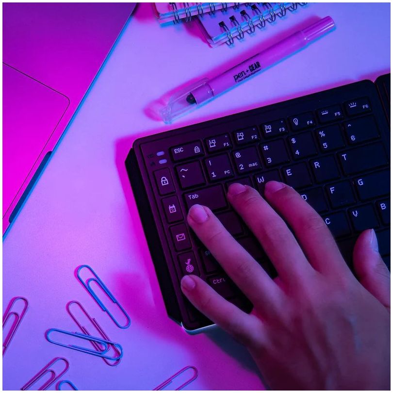 Mobile Pixels Tetra Keyboard