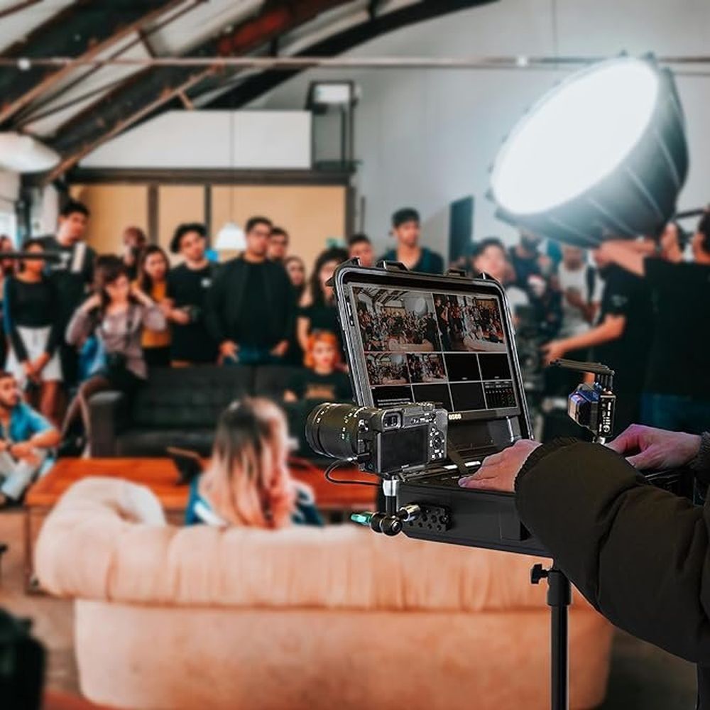 Osee Multicamera live streaming switcher with 14-inch screen