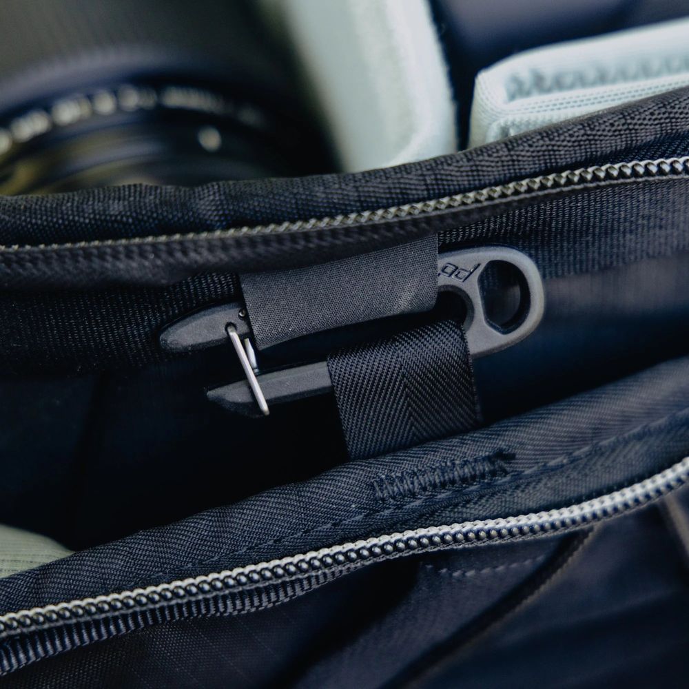 Peak Design Outdoor Backpack Zip 18L - black