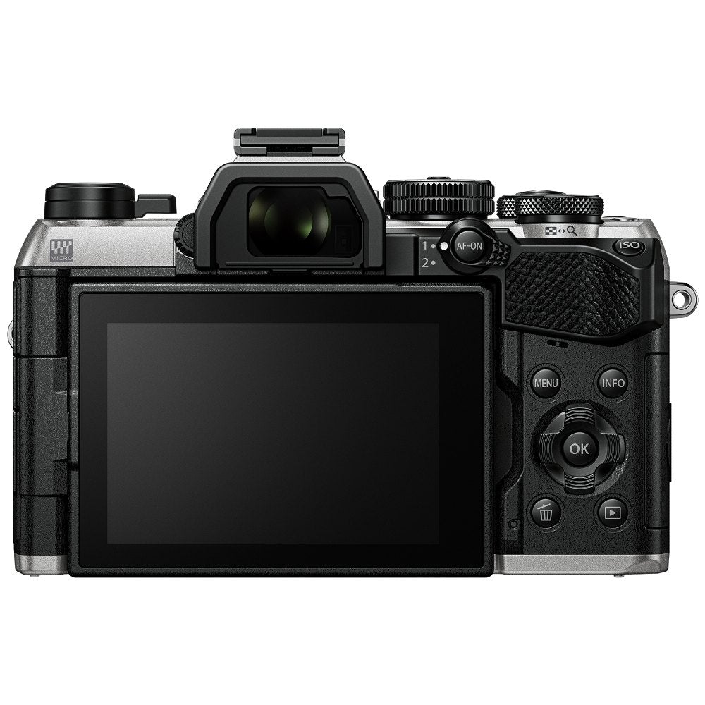 OM SYSTEM OM-5 II silver + 14-150mm f/4.0-5.6 ED II