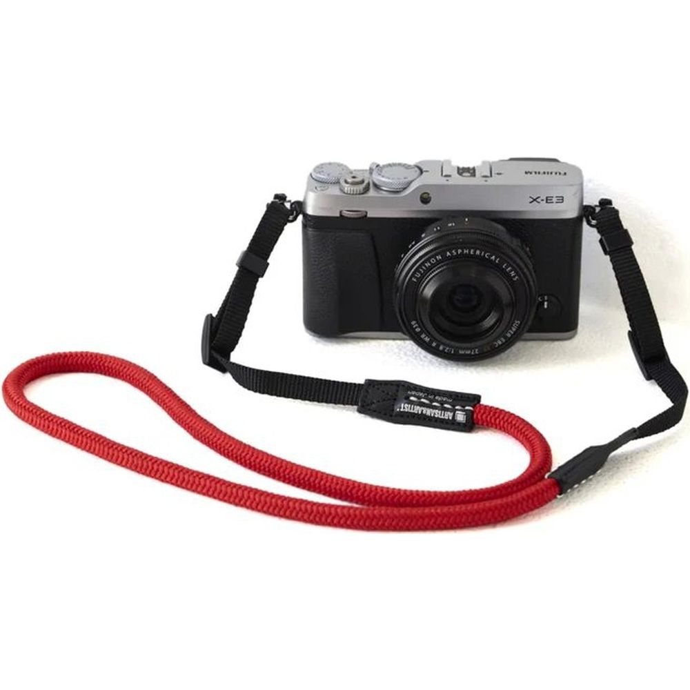 Artisan & Artist ACAM 307A Camera strap, red
