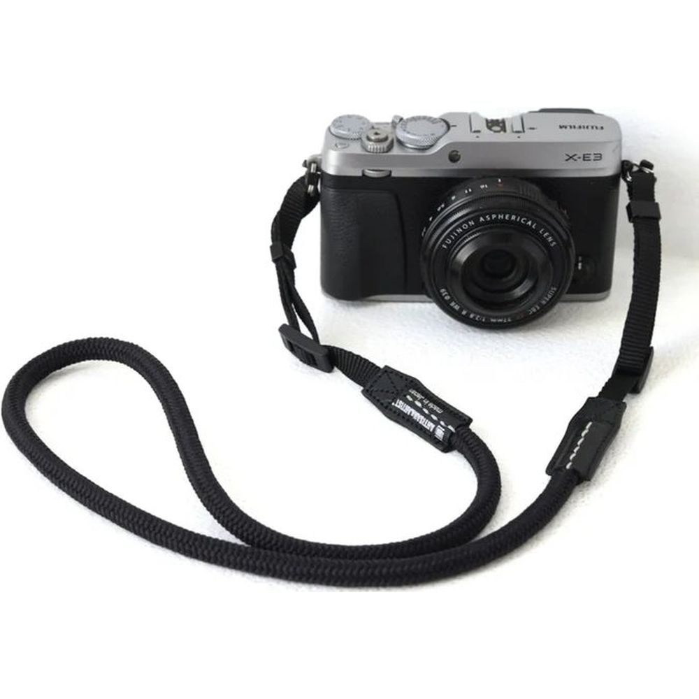 Artisan & Artist ACAM 307A Camera strap, black