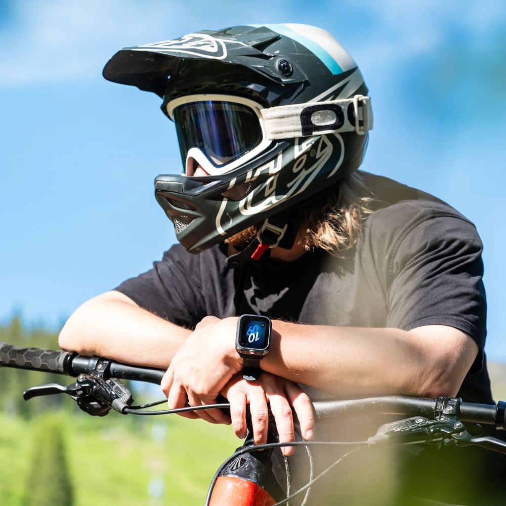 Insta360 GPS Preview Remote with Built-In Mic