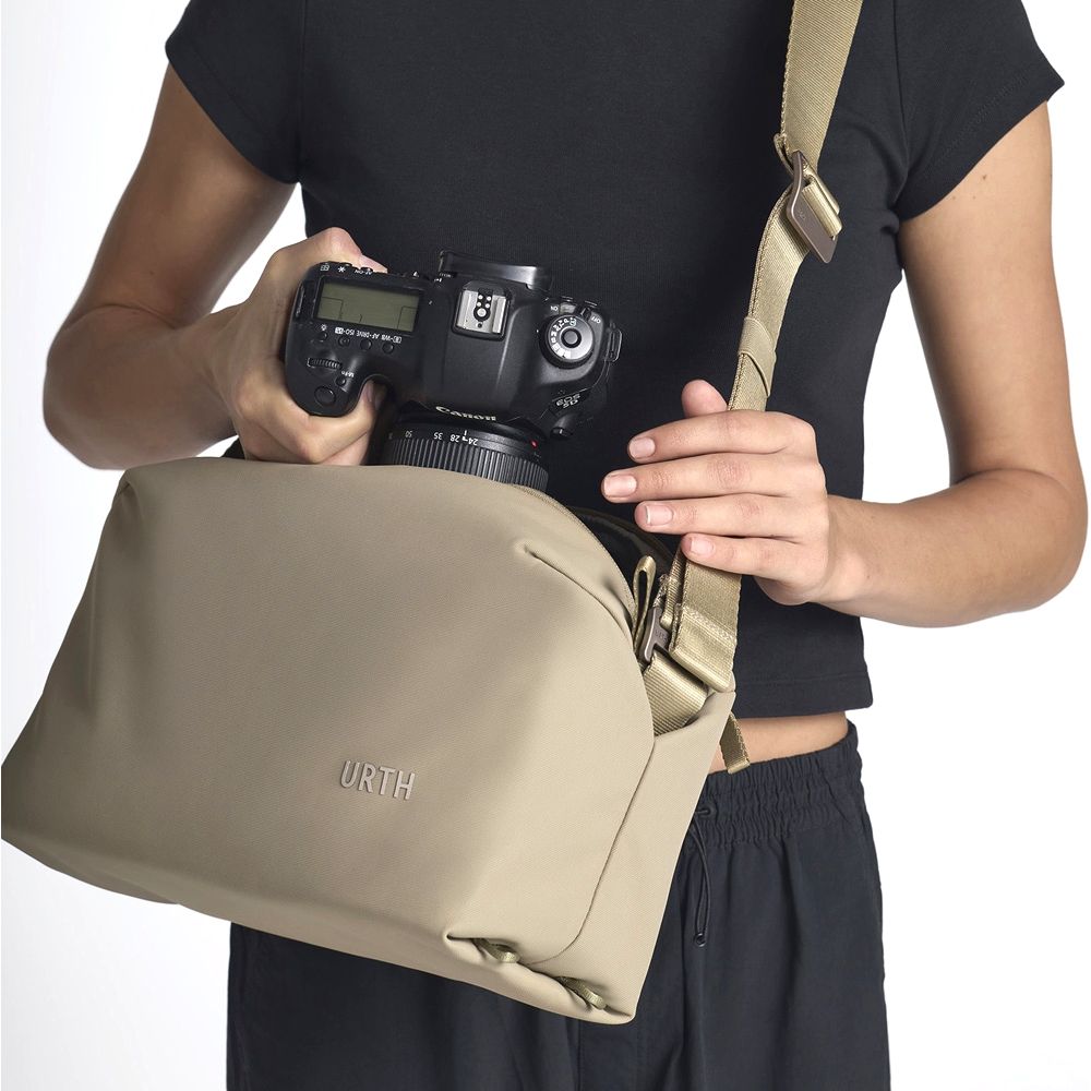Urth Dolomite Camera Sling 8L, beige