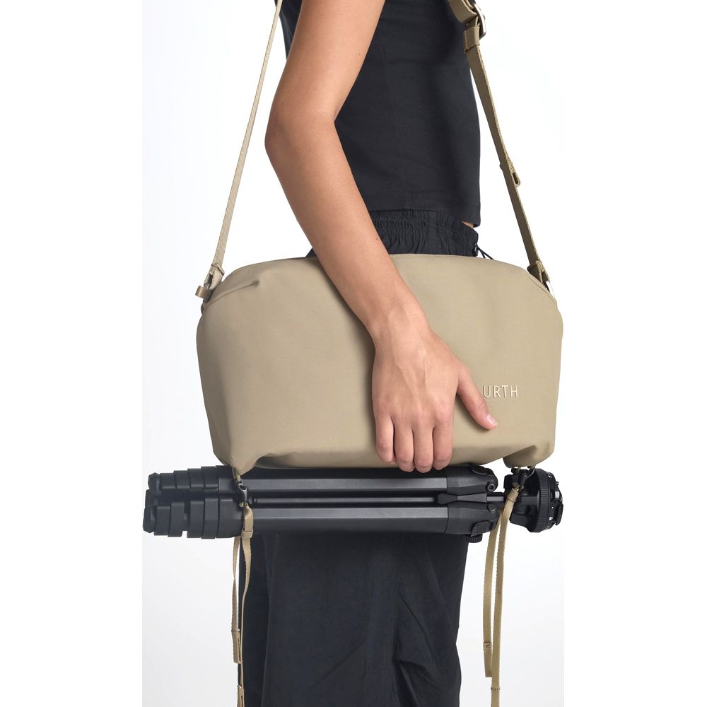 Urth Dolomite Camera Sling 8L, beige
