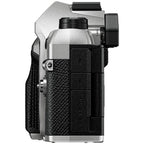 OM SYSTEM OM-5 II silver + 12-40mm II