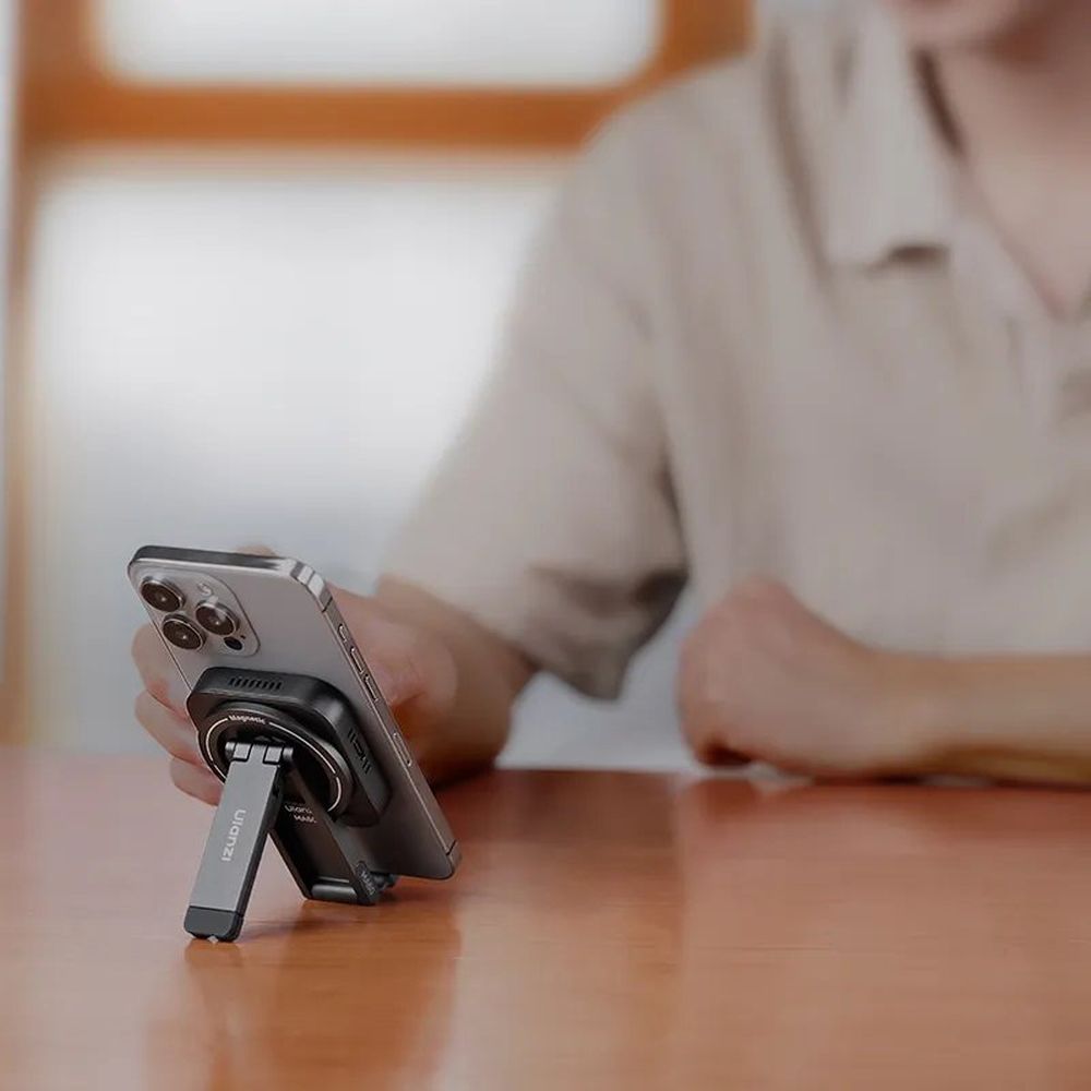 Ulanzi MA60 Mini Smartphone Tripod Foldable Magnetic