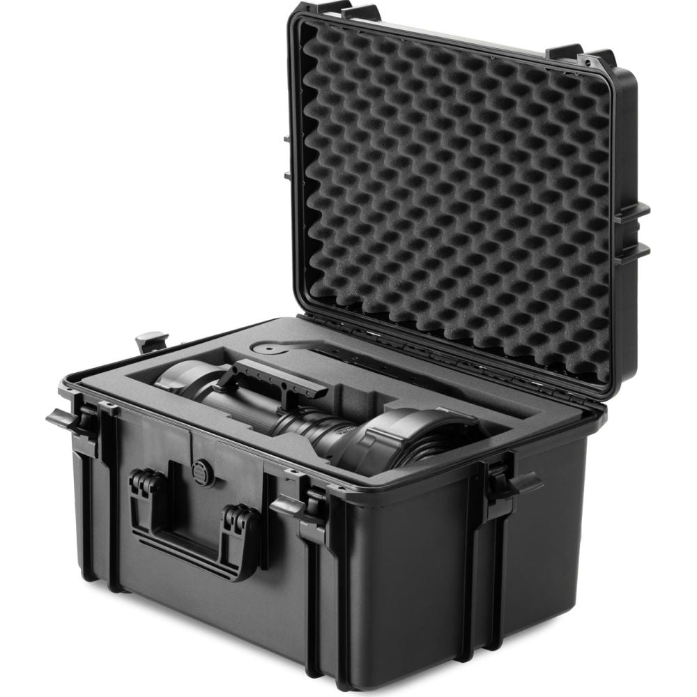 Maxima Furiosa LED light incl. Profoto adapter and Trolley Flight Case