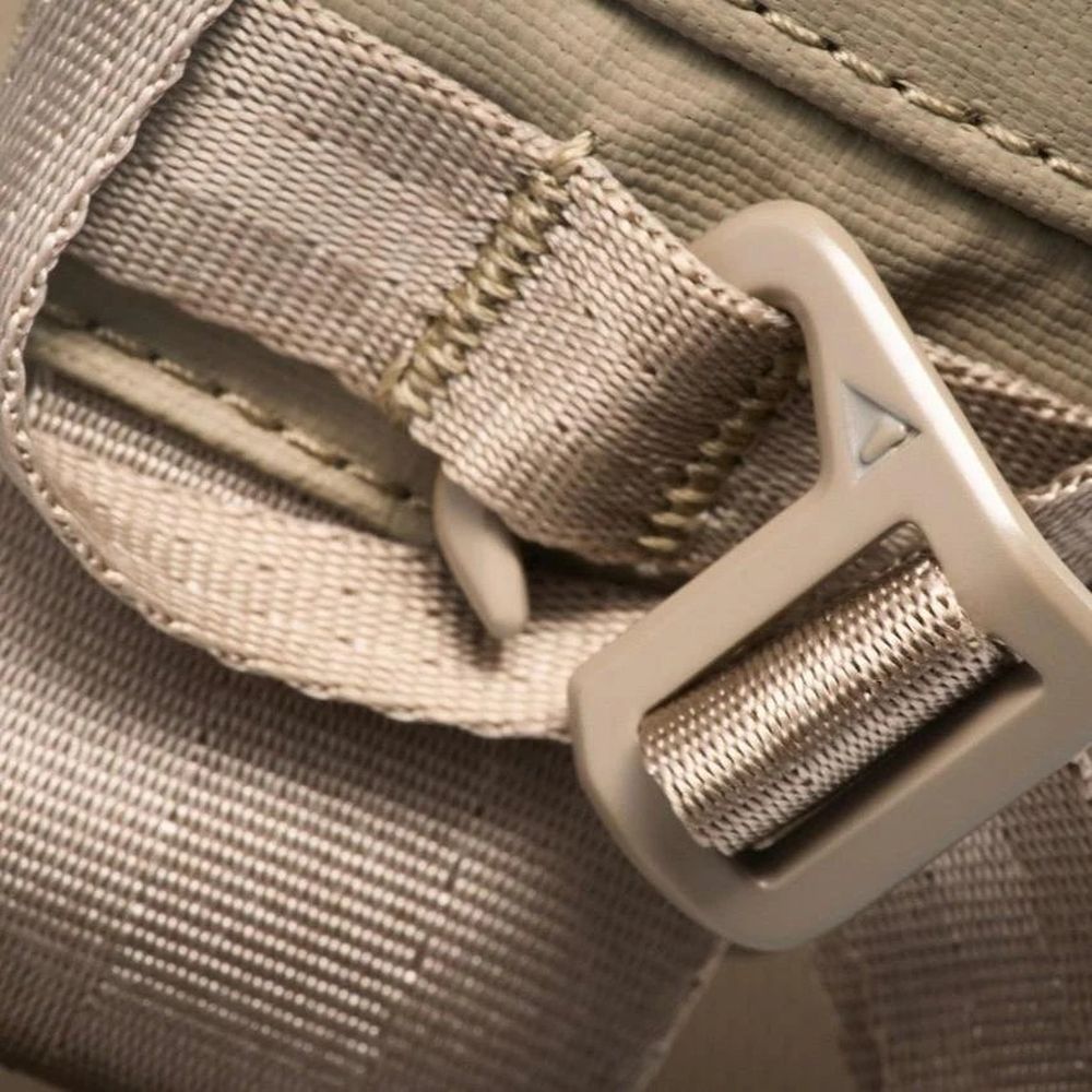 Gomatic Navigator RS 10L Sling, sand