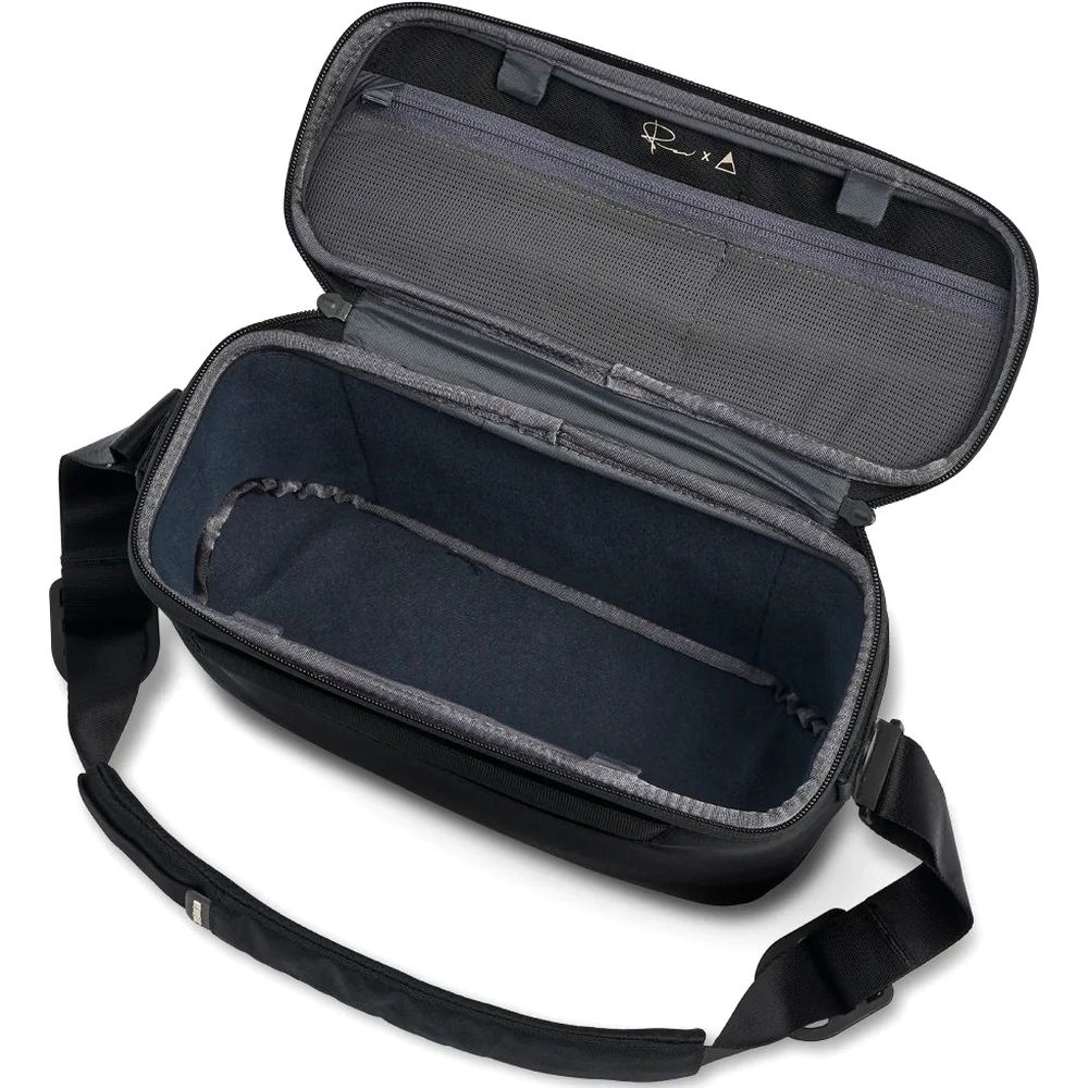 Gomatic Luma Camera Sling 12L, black