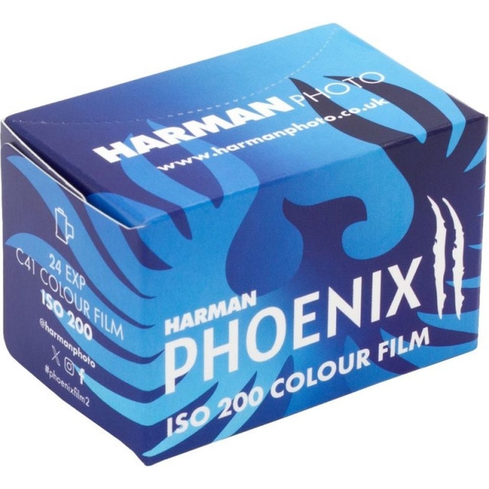 Harman Phoenix II 200 color film 35mm/24 EXP