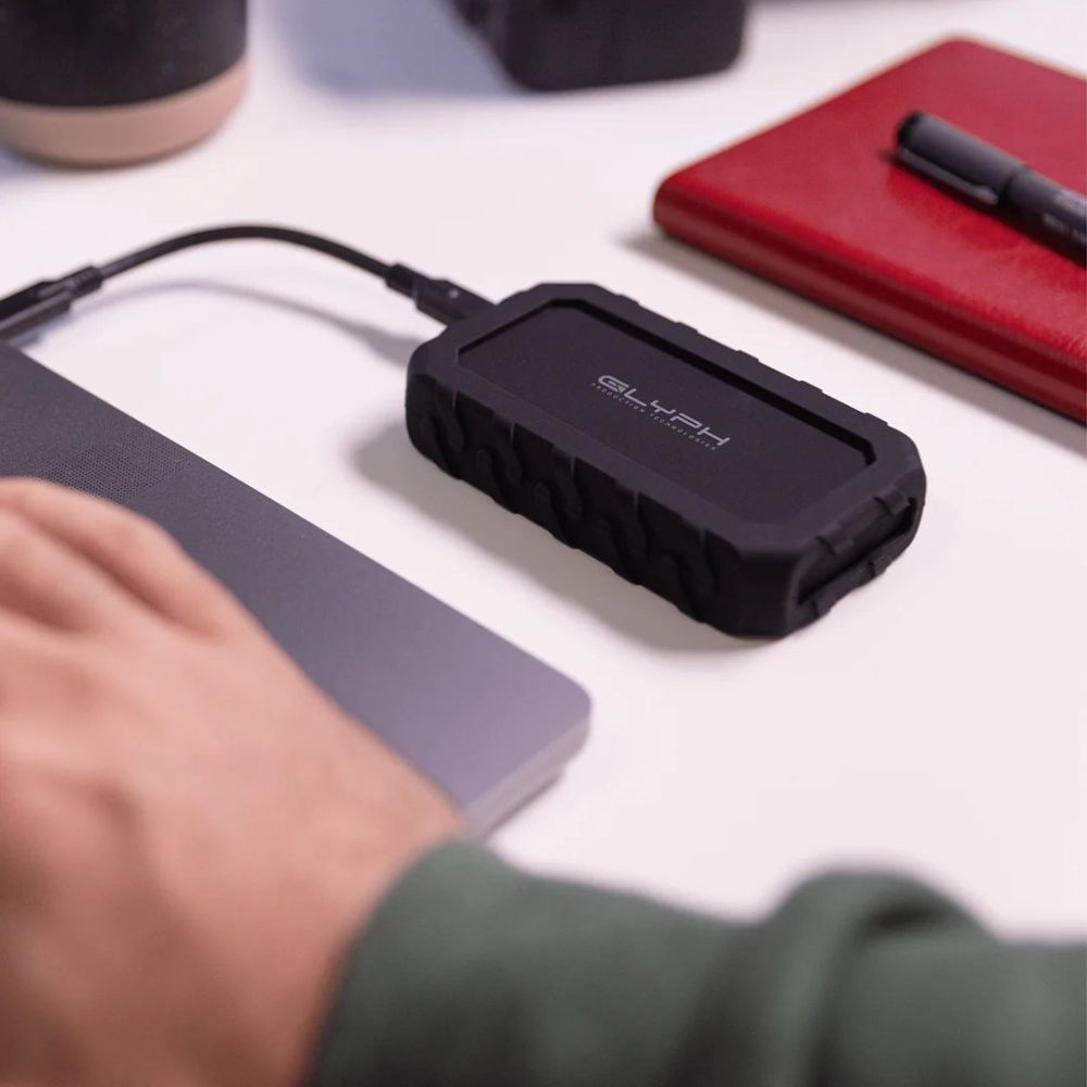 Glyph Atom EX20 High-Intensity USB-C (3.2, Gen 2x2) NVMe SSD Bus-Powered - 2 TB