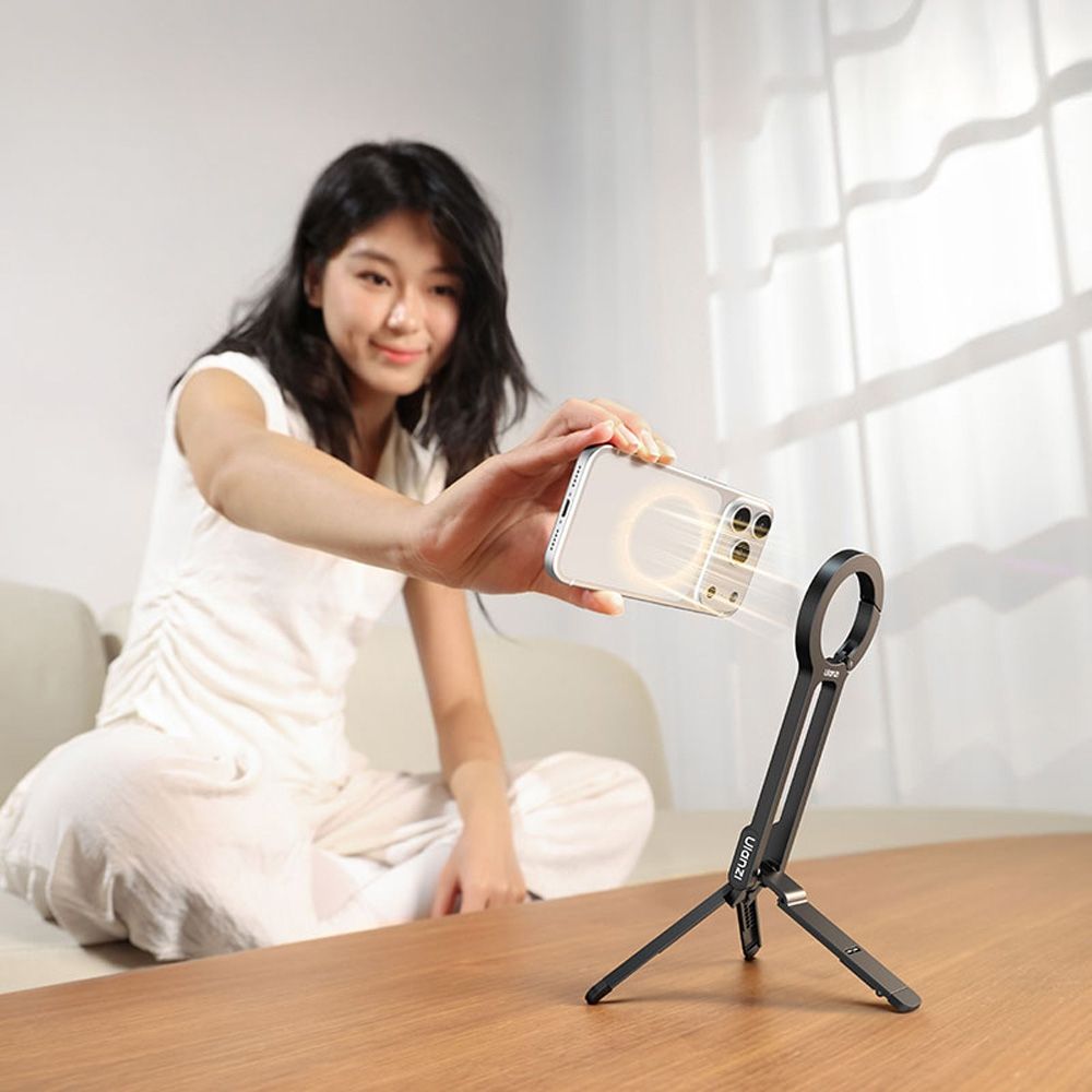 Ulanzi MA57 MagSafe Carabiner Lightweight Phone Tripod