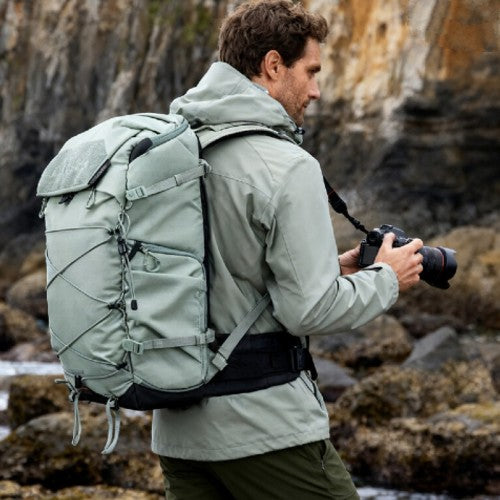 Leofoto Backup Series Backpack 35L Green Incl. Medium Divider