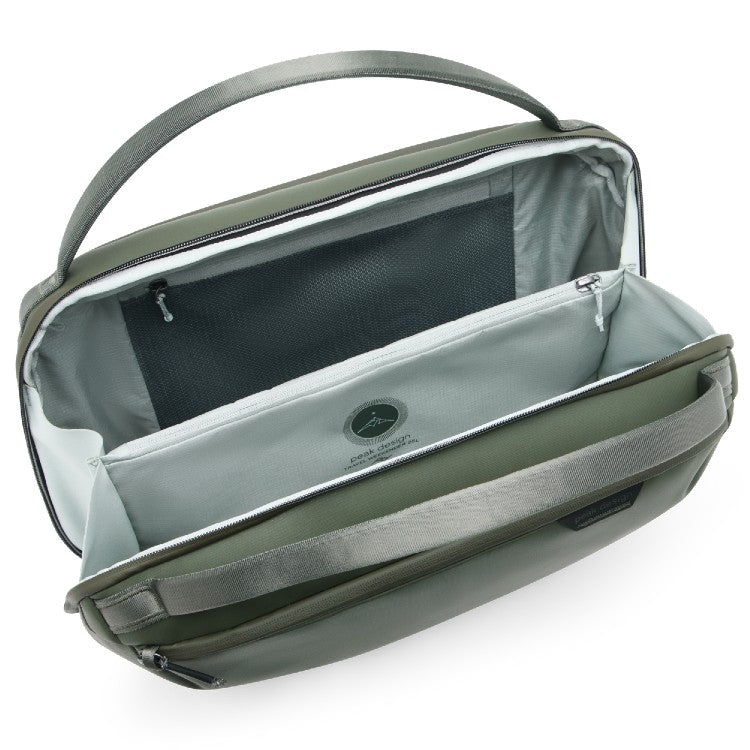Peak Design Travel Weekender 25L - Sage