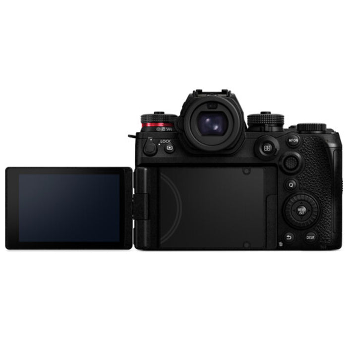 Panasonic Lumix DC-S1R mark II + Lumix S 35mm f/1.8