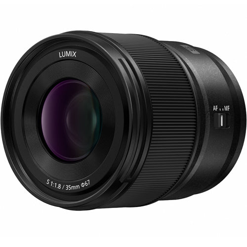 Panasonic Lumix DC-S5 II + Lumix S 35mm f/1.8