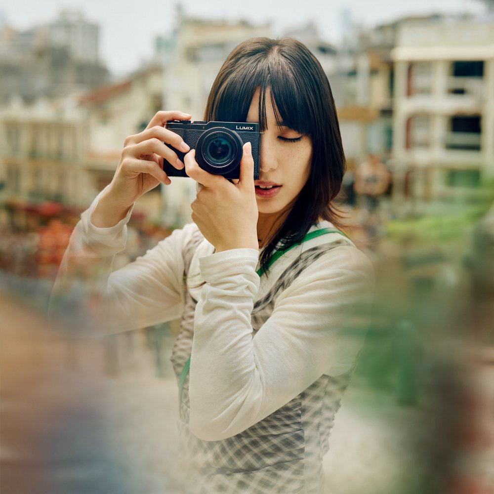 Panasonic Lumix DC-L10 Black PRE ORDER