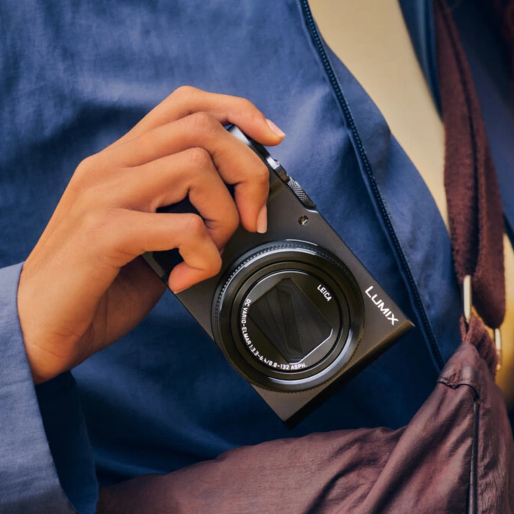 Panasonic Lumix DC-TZ300 - Black + Lexar 64GB SDXC + Case Logic DCB-313
