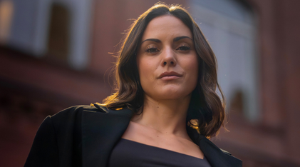 Photo walk: urban portraits with available light